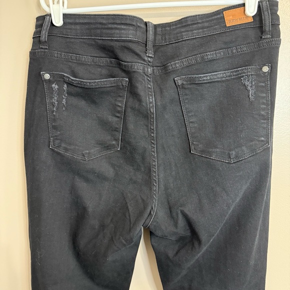 Judy Blue Black Distressed Boyfriend Fit Jeans Women's 15/32 - Picture 6 of 11